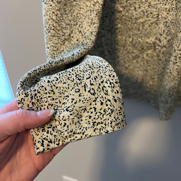 H&M Long Sleeve Printed Shirt - Picture 5 of 7